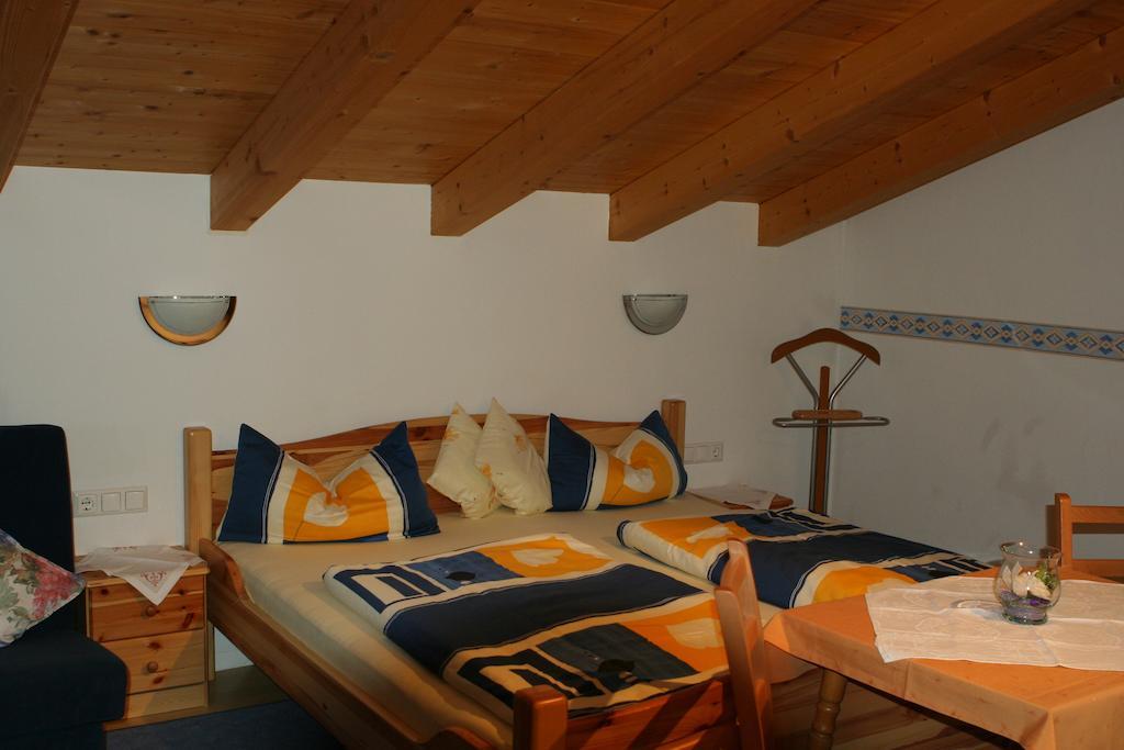 Haus Hildegard Neustift im Stubaital Quarto foto